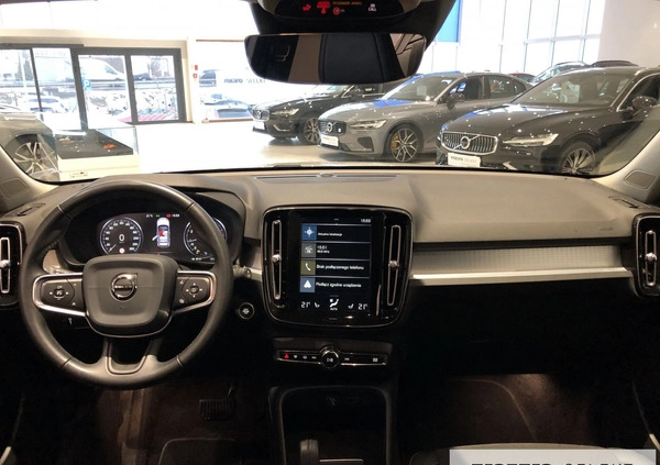Volvo XC 40 cena 139900 przebieg: 97362, rok produkcji 2020 z Żnin małe 497